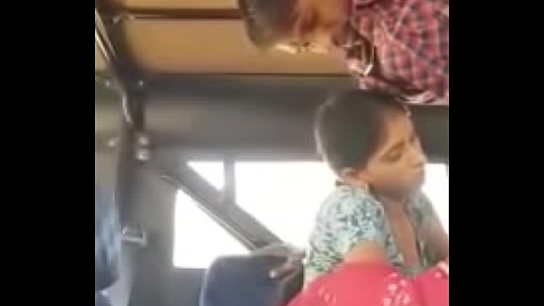 Desi mms video Marwari Bhabhi Ghagra Her Pussy Fucking In Rickshaw