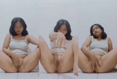 Xxx hindi video nude girl from Assam masturbate