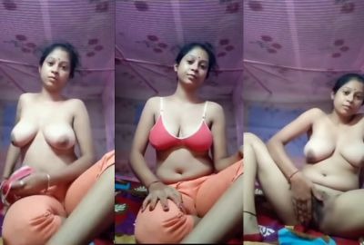 Xxx hindi video Milf masturbates in MMS