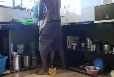 Bhabhi Sexy Video couple fucking in the kitchen